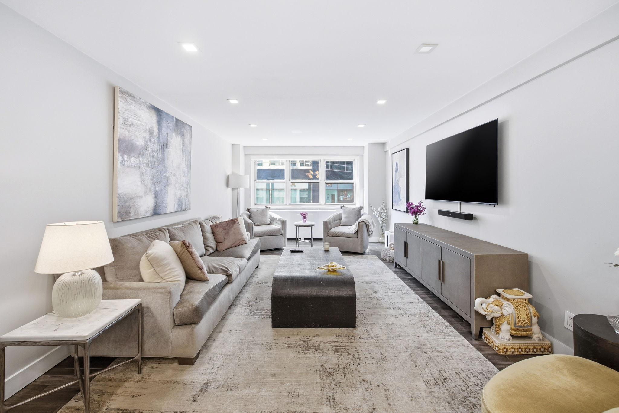 211 E 53rd Street 4K