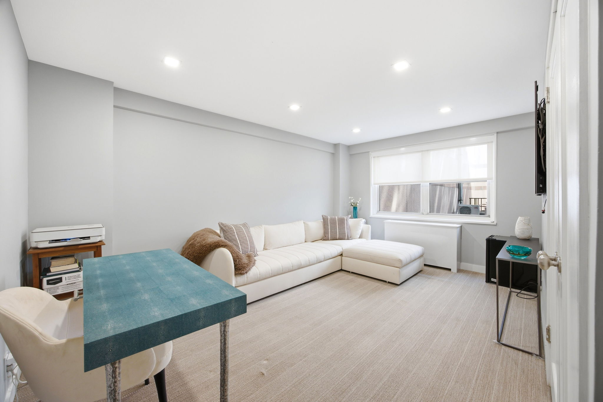 211 E 53rd Street 4K