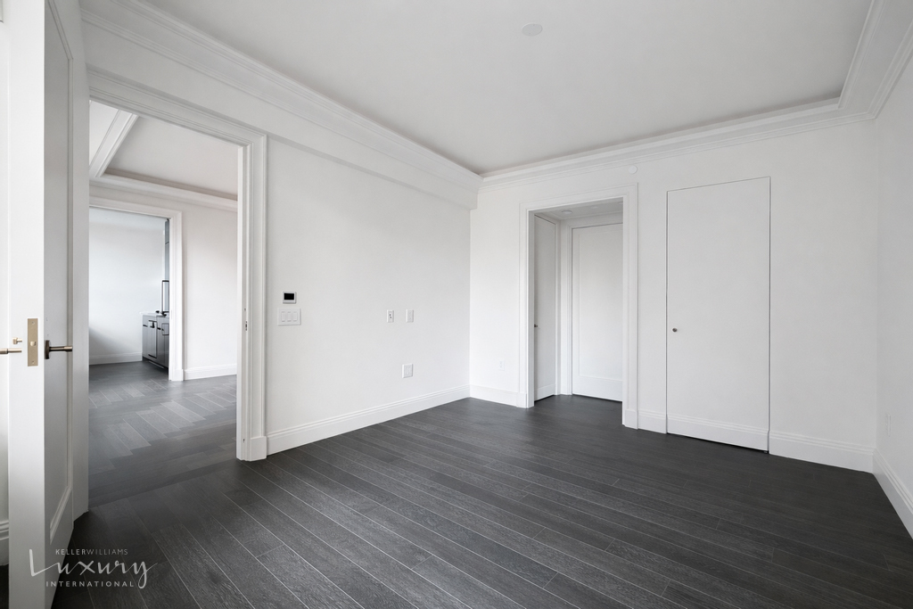 303 Park Avenue 2601