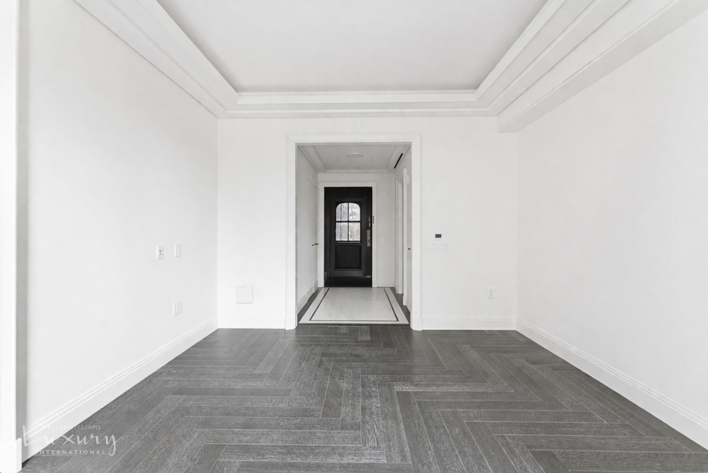 303 Park Avenue 2601
