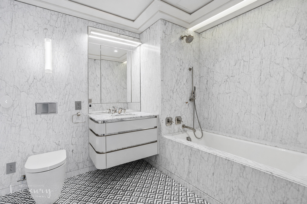303 Park Avenue 2601