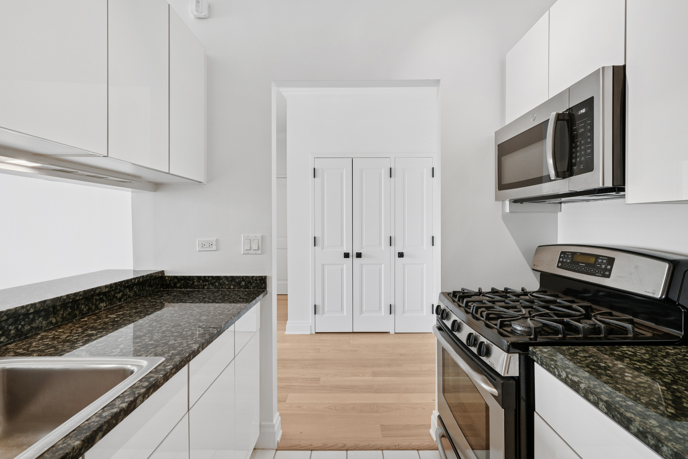 350 E 82nd Street 9C