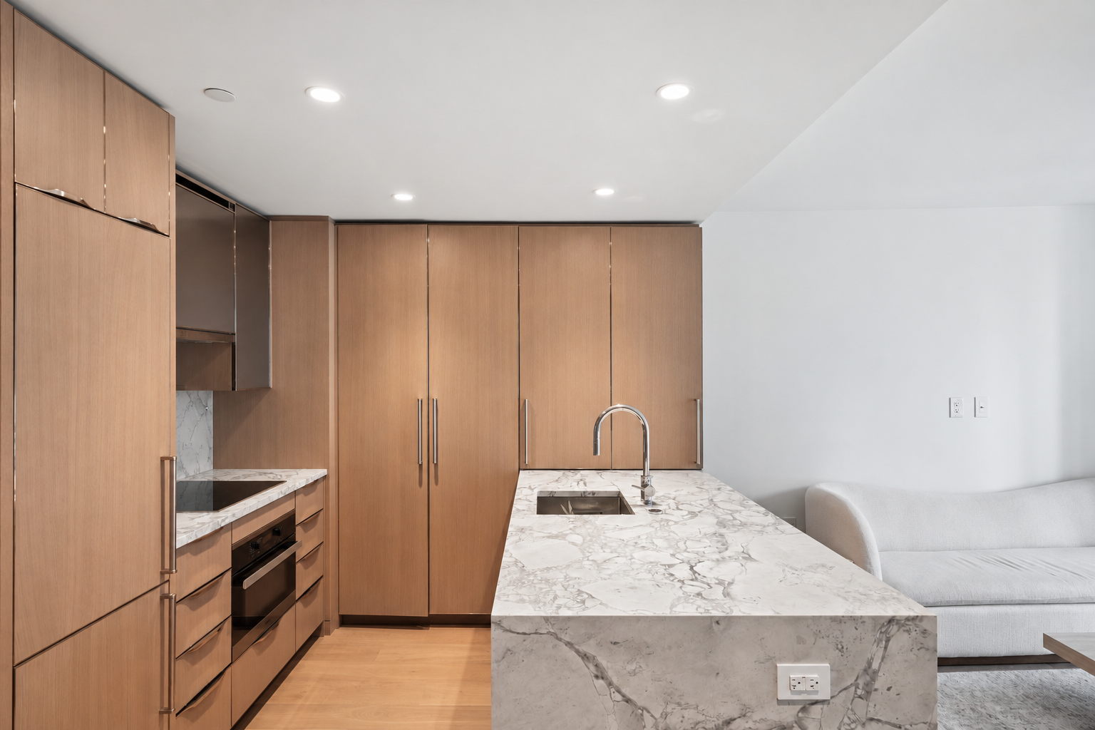 111 W 56th Street 34E