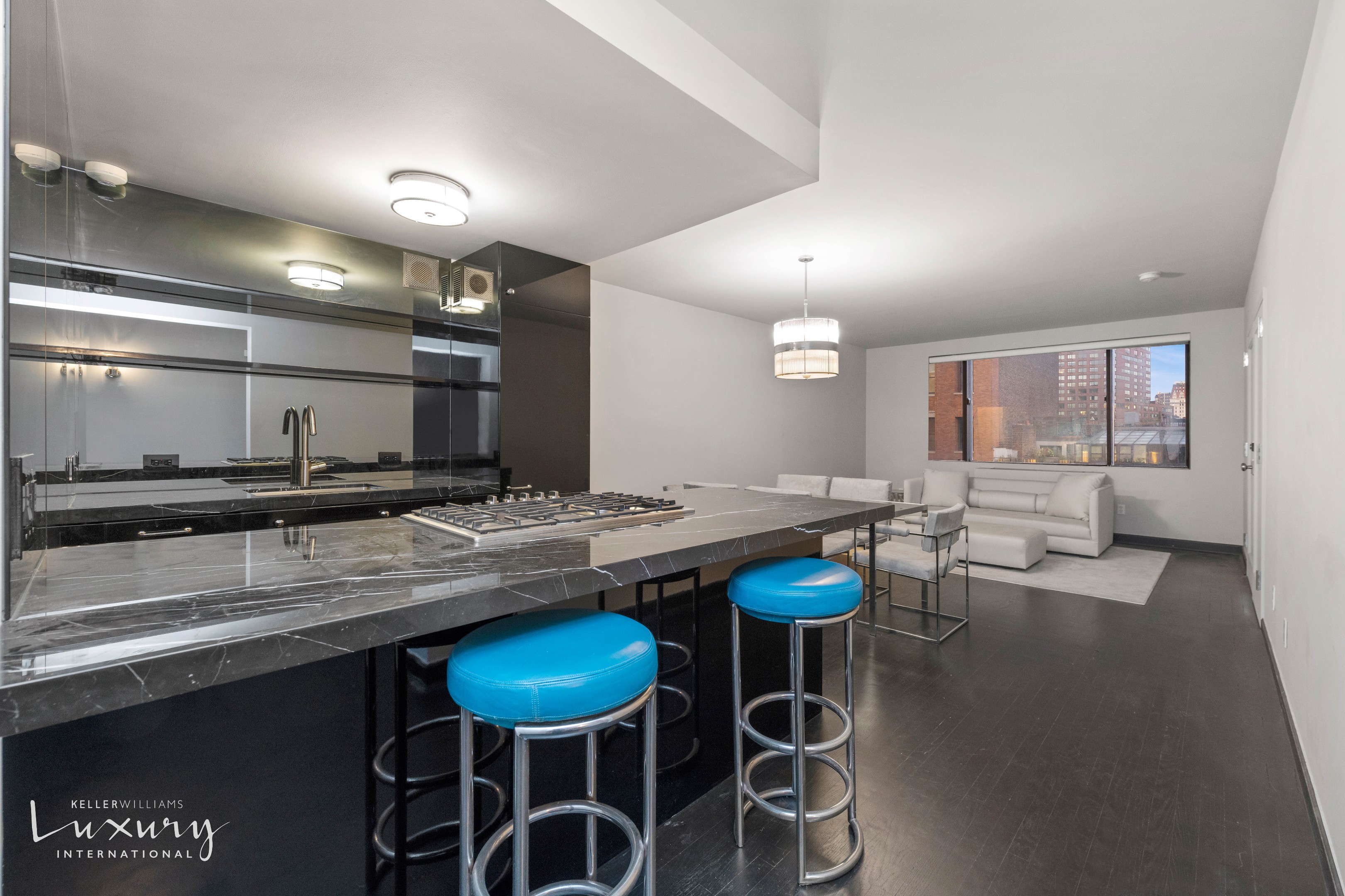 44 E 12th Street 9A