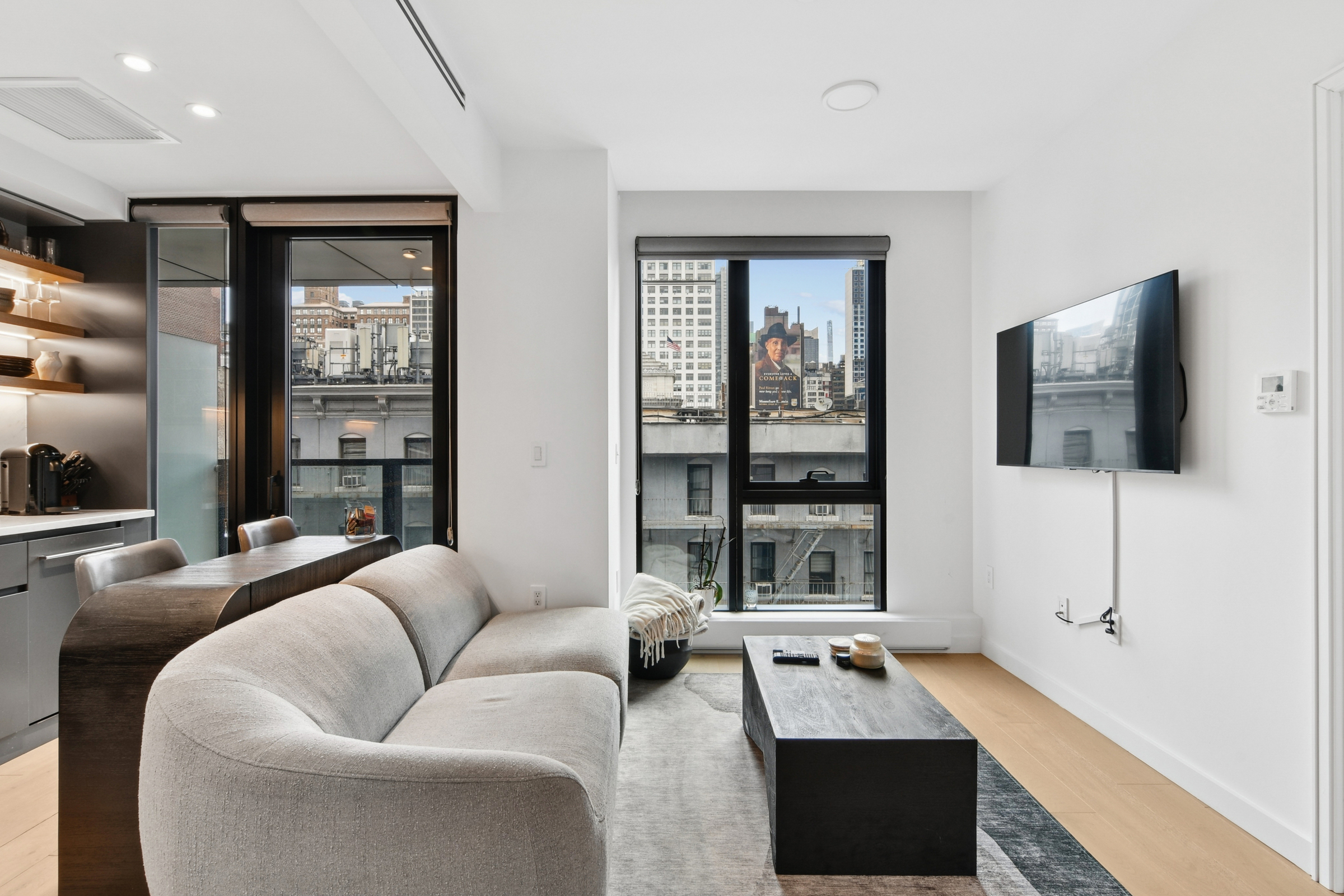 300 W 30th Street 4B