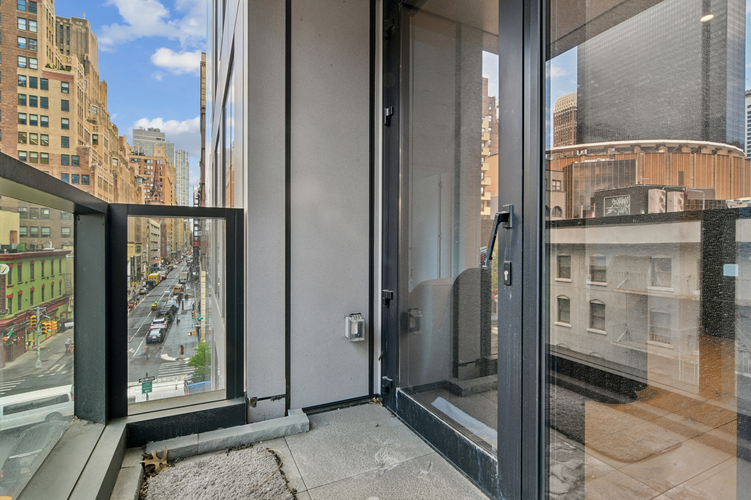 300 W 30th Street 4B