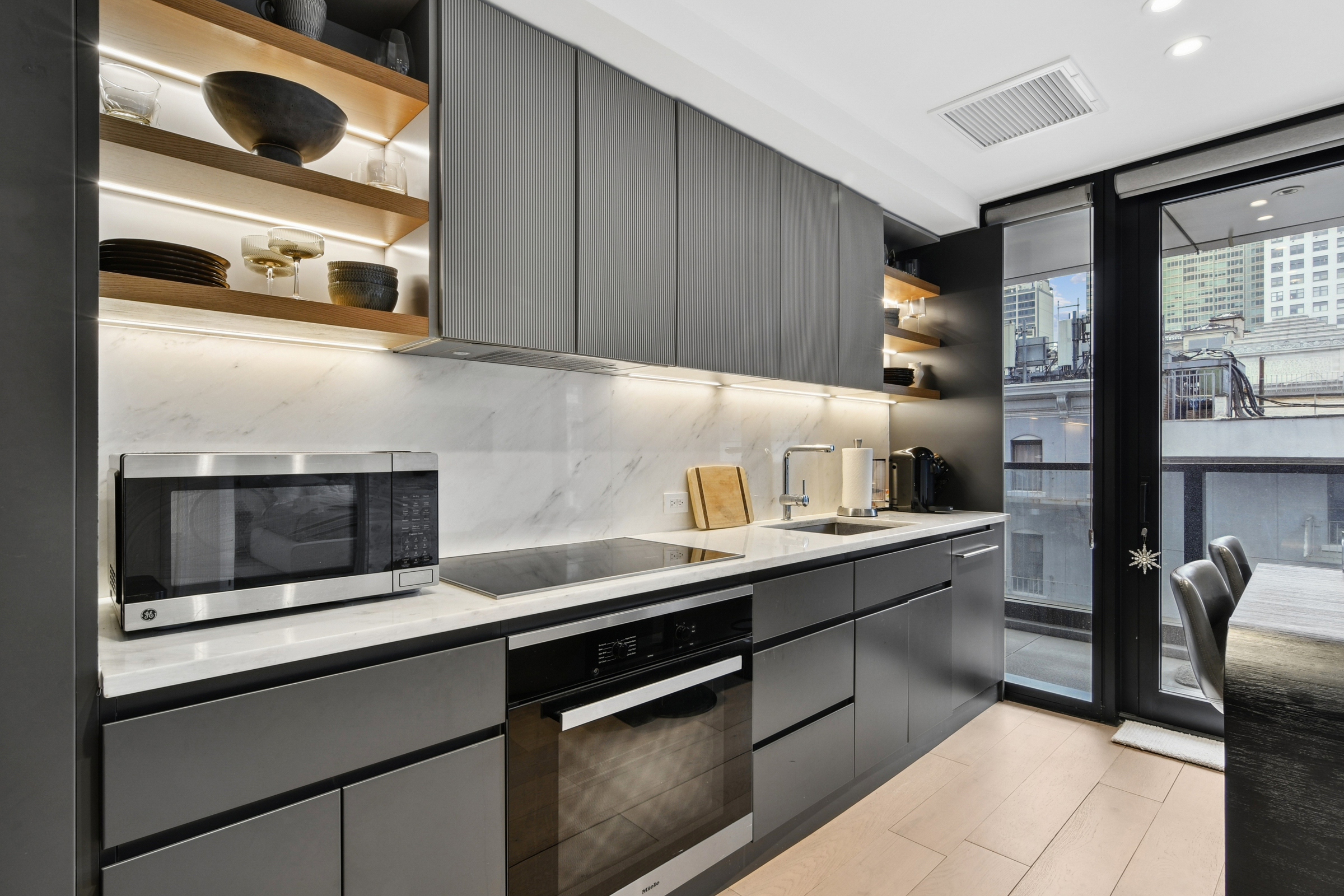 300 W 30th Street 4B