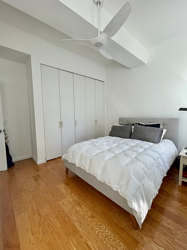 99 John Street 2304