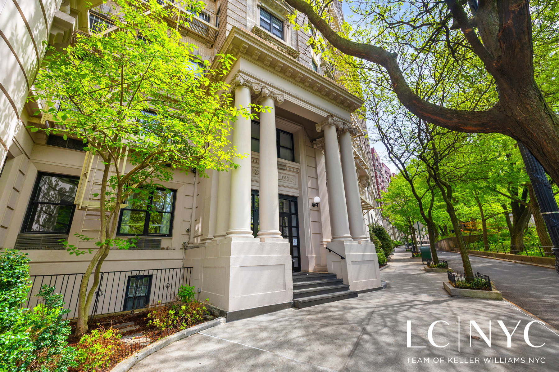 214 Riverside Drive 113