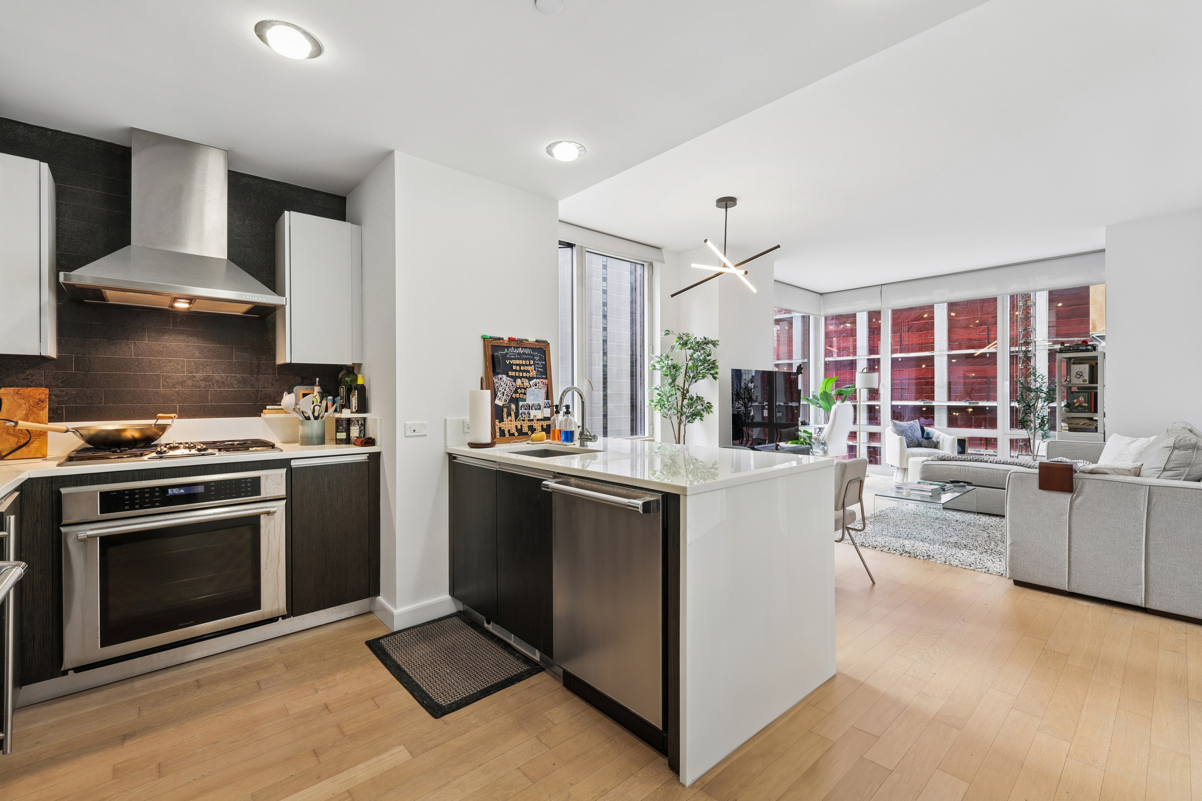 247 W 46th Street 2204