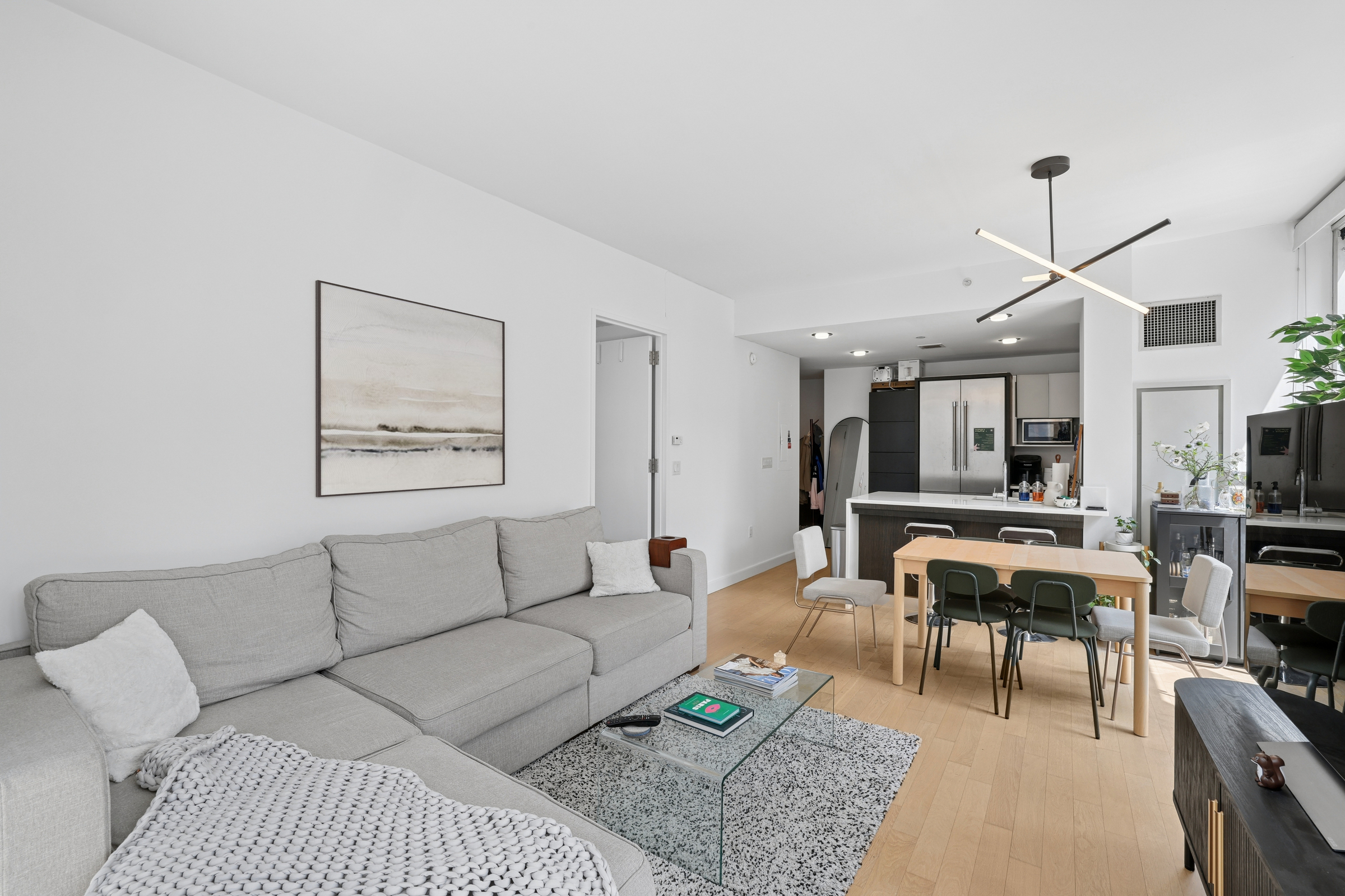 247 W 46th Street 2204