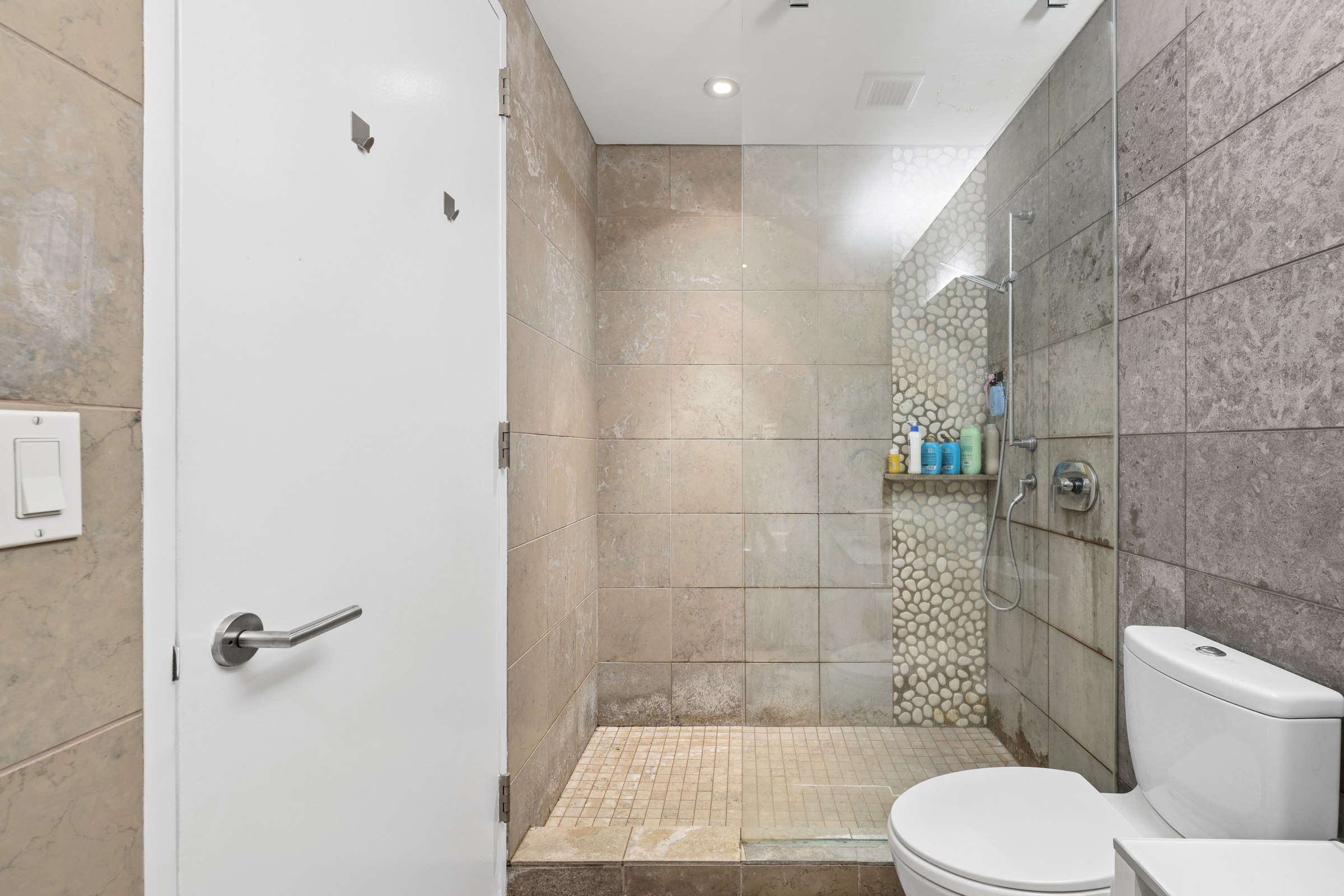 247 W 46th Street 2204