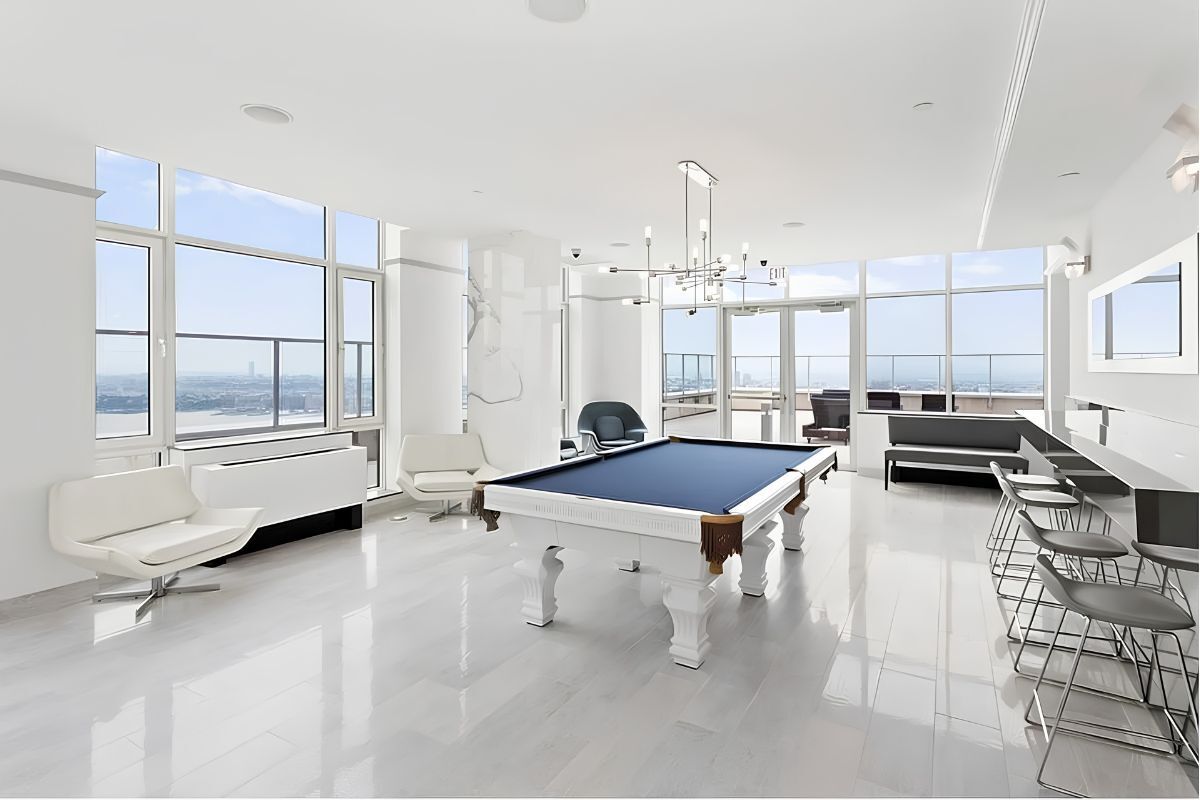 635 W 42nd Street 24B
