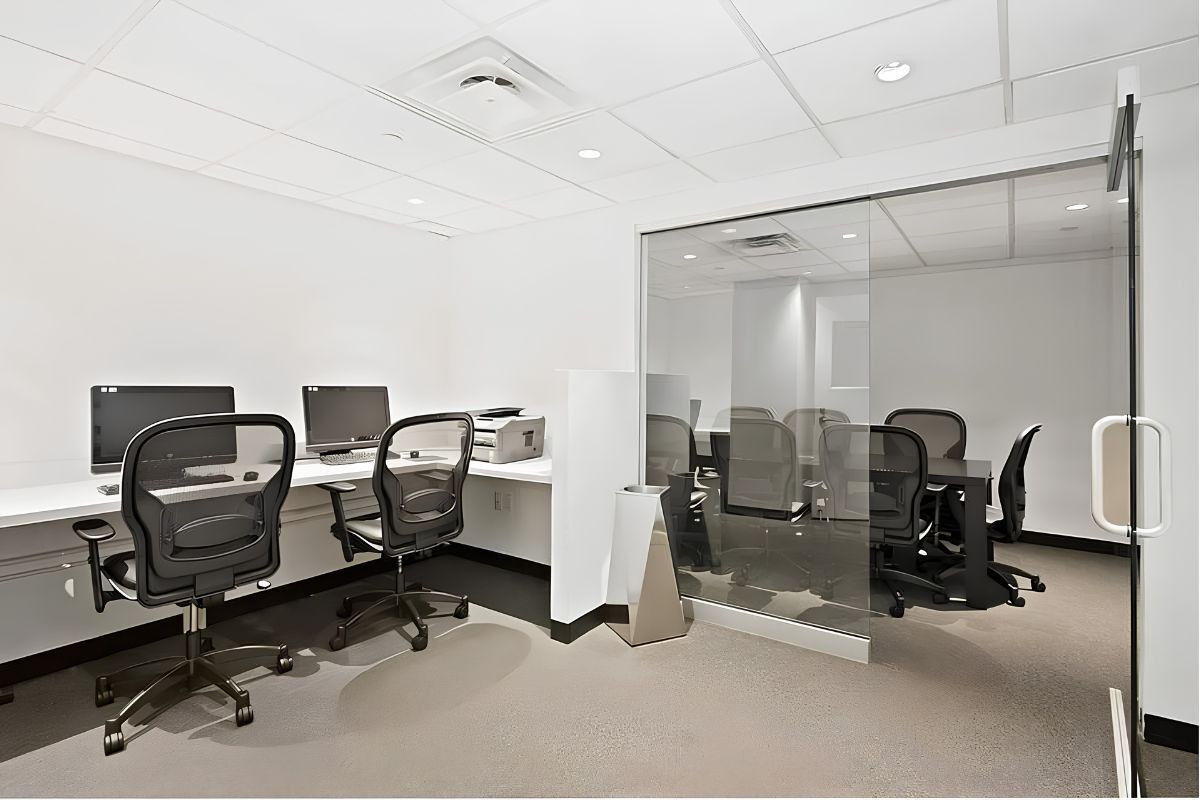 635 W 42nd Street 24B