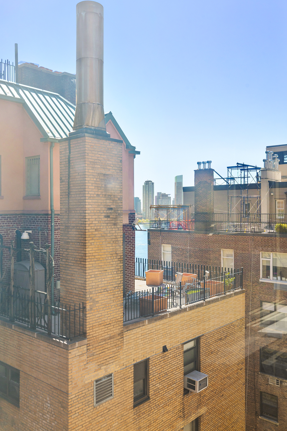 424 E 52nd Street 12A