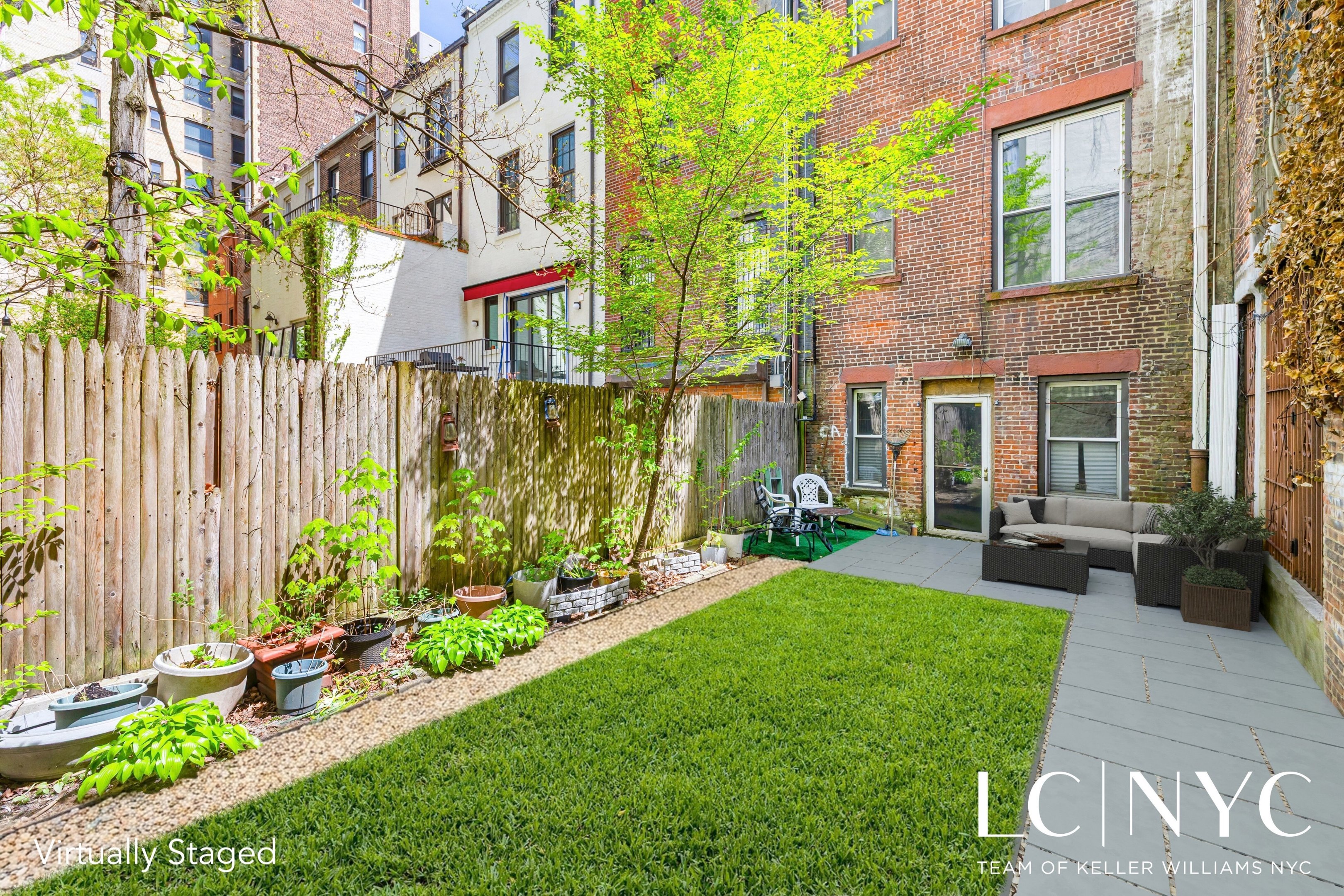 123 Manhattan Avenue