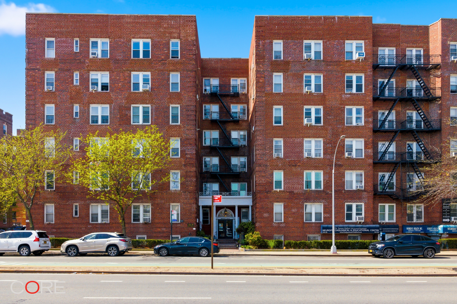 114-20 Boulevard F2