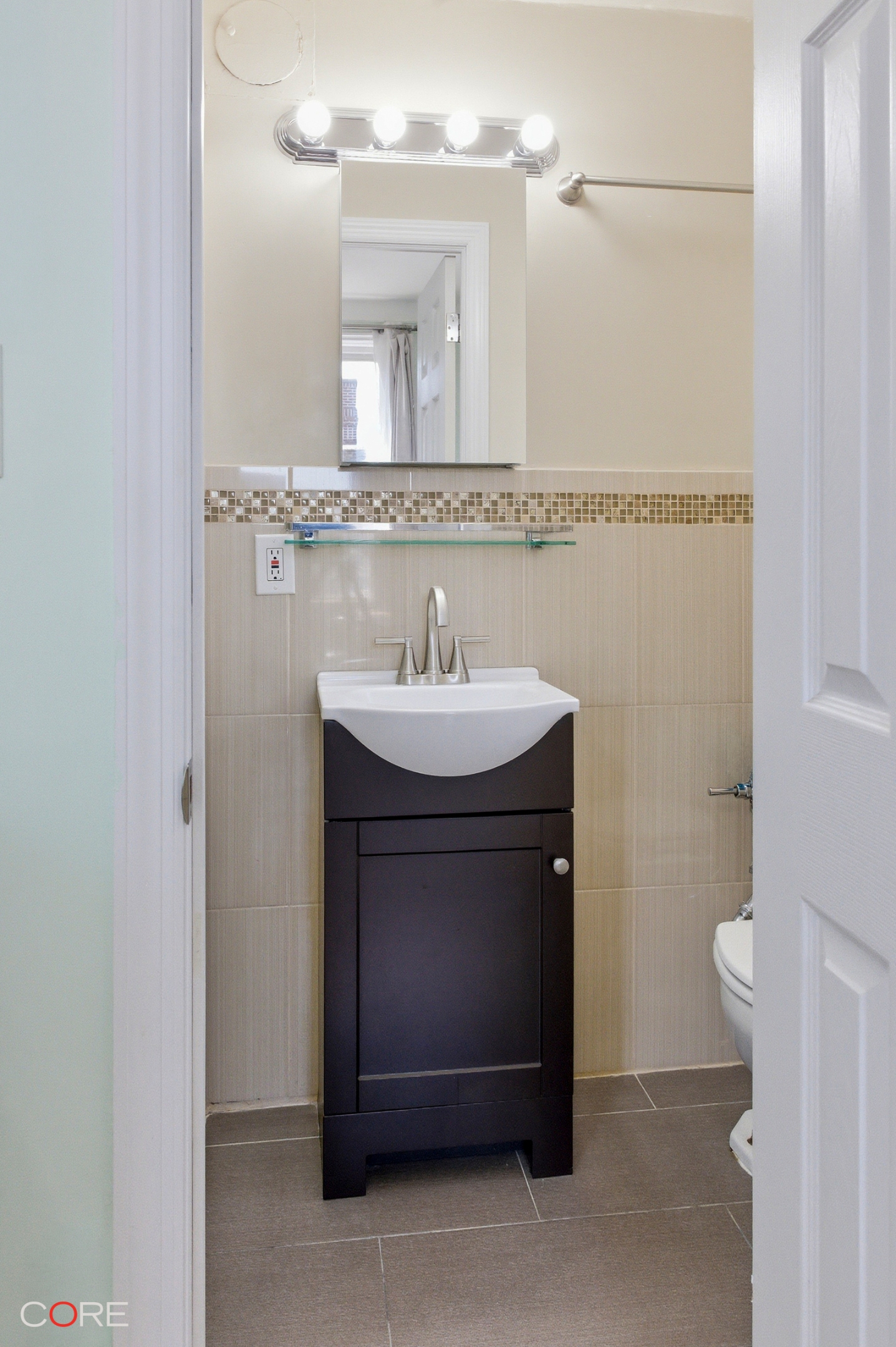 114-20 Boulevard F2