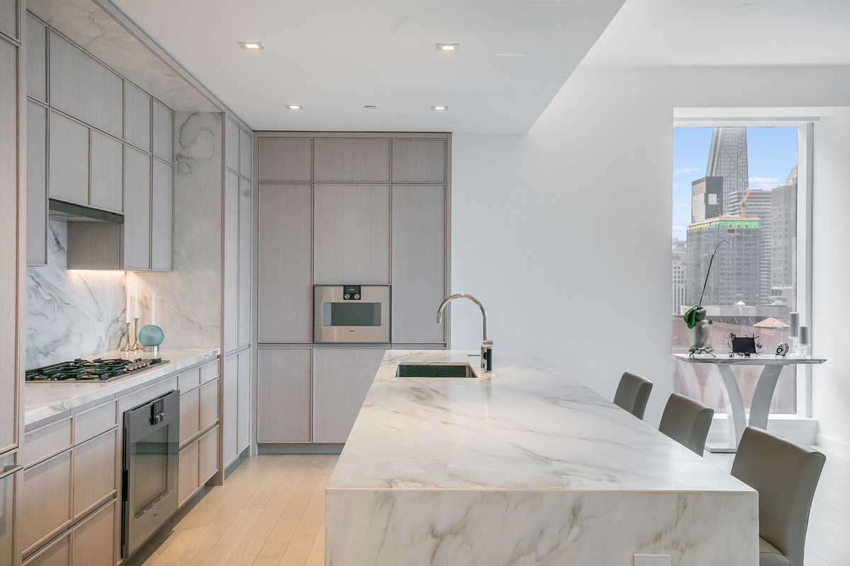 138 E 50th Street 35A