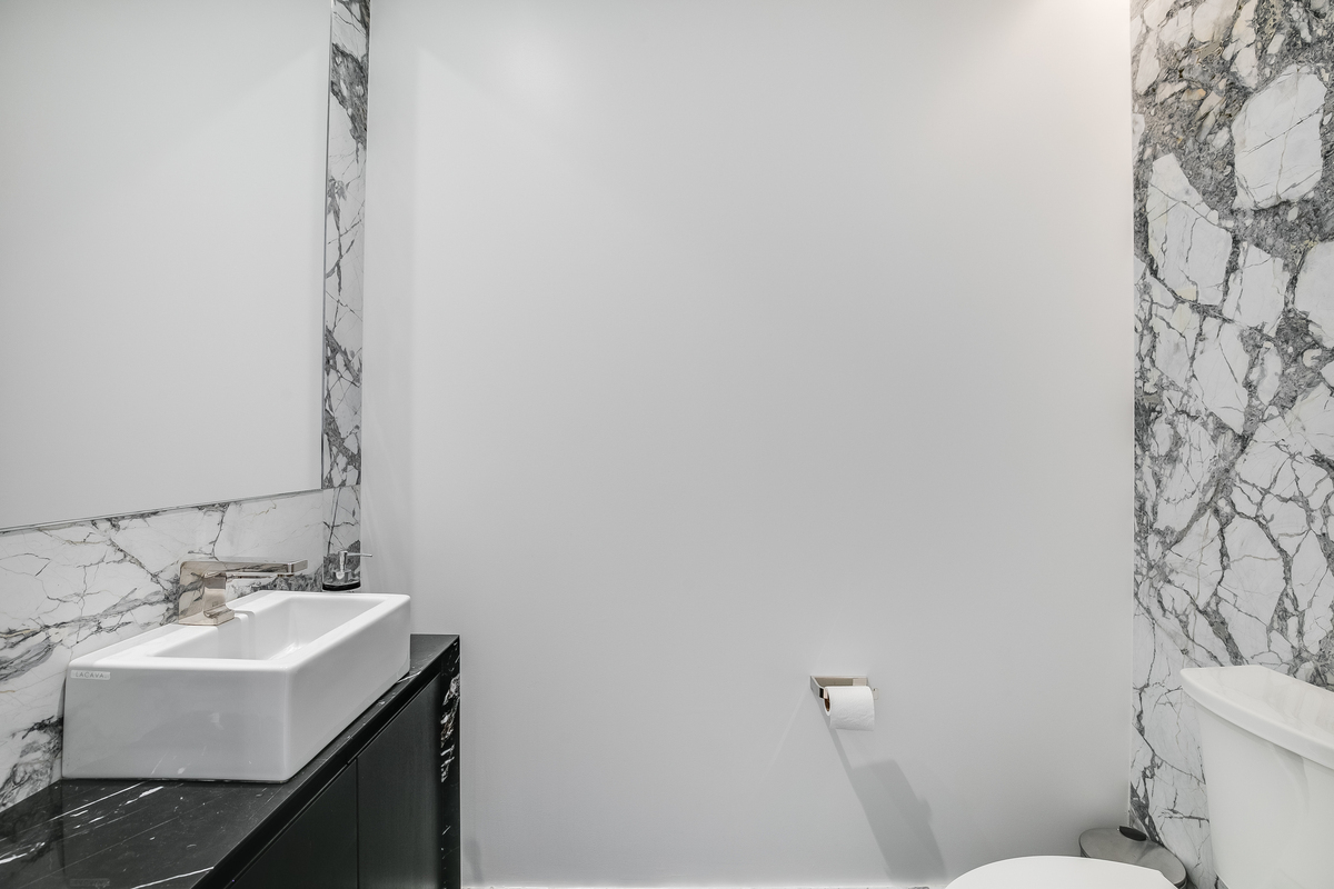 138 E 50th Street 35A