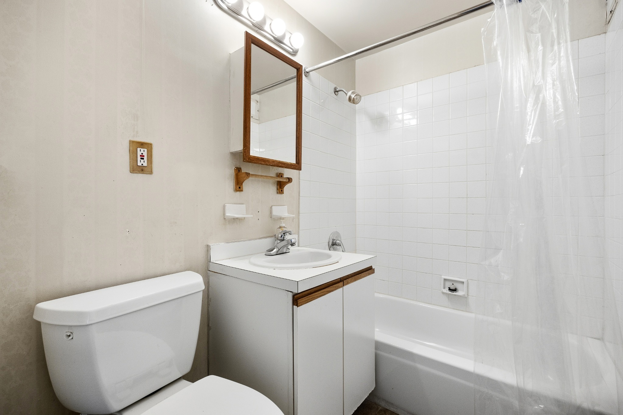 526 E 159th Street 23B