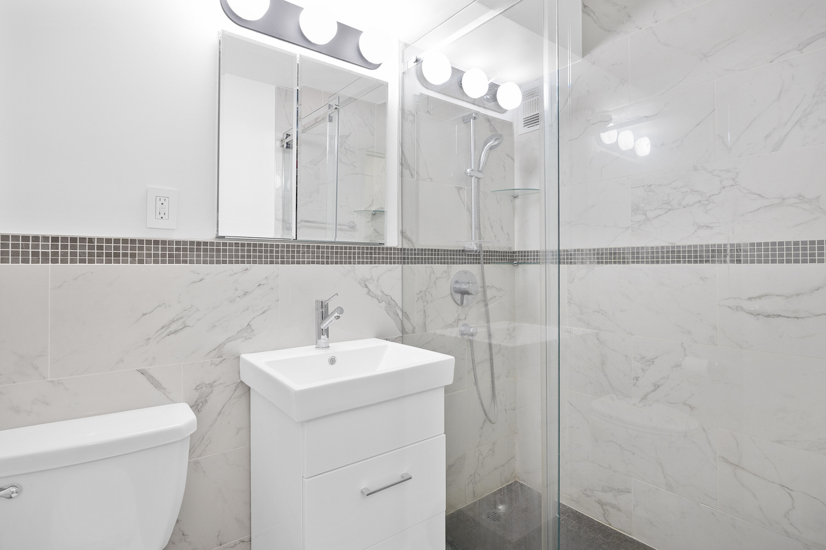 142 E 16th Street 11G
