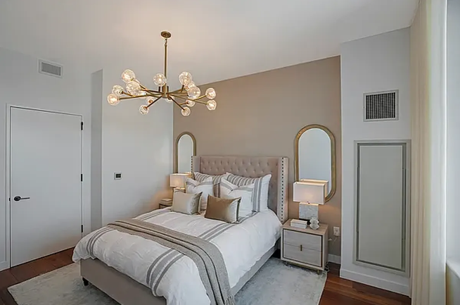 21 India Street 33B