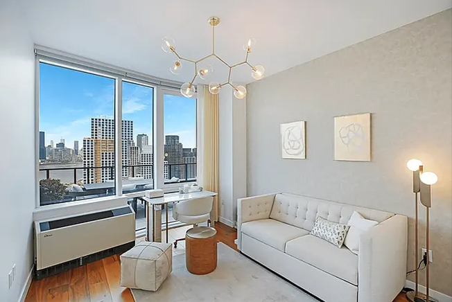 21 India Street 33B