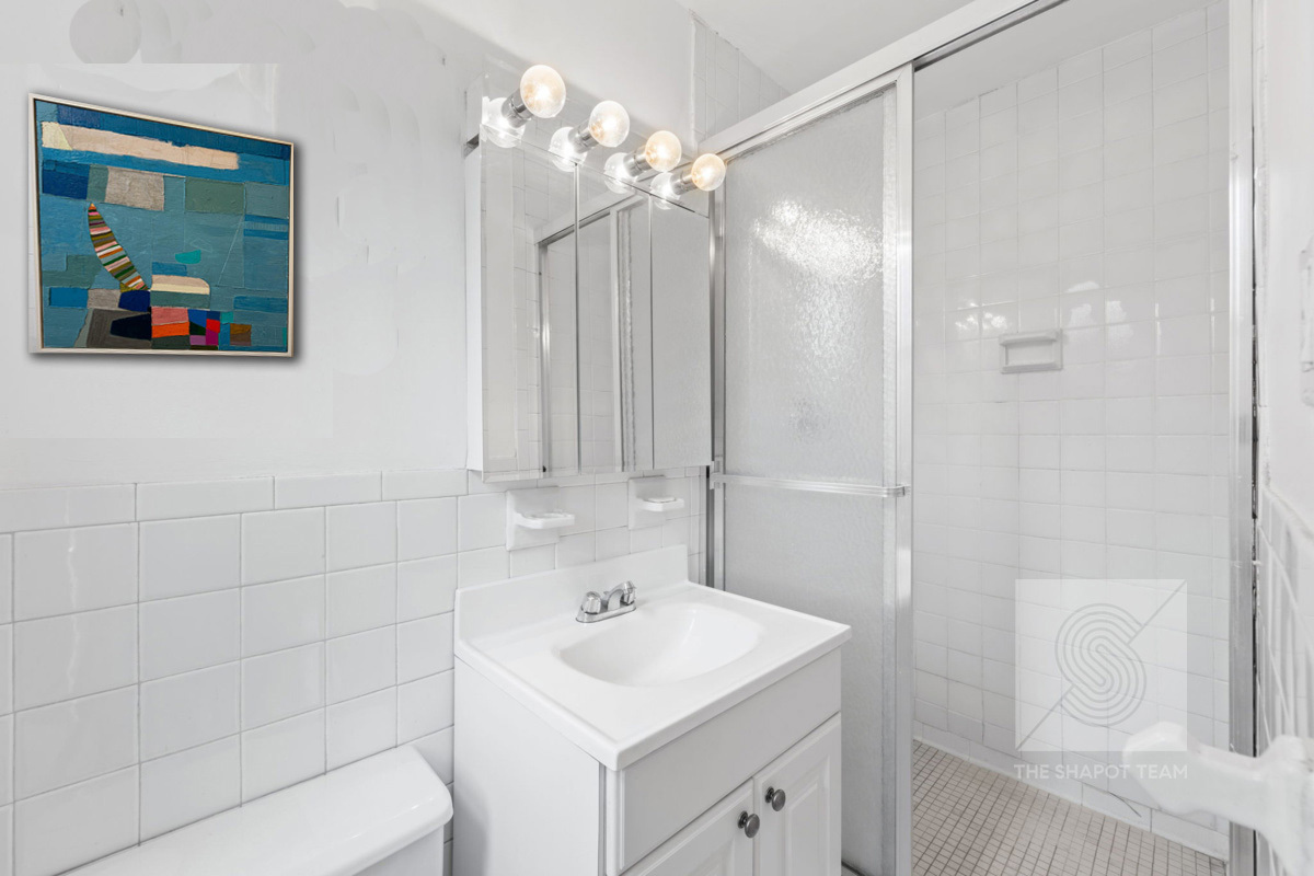 201 E 36th Street 19B