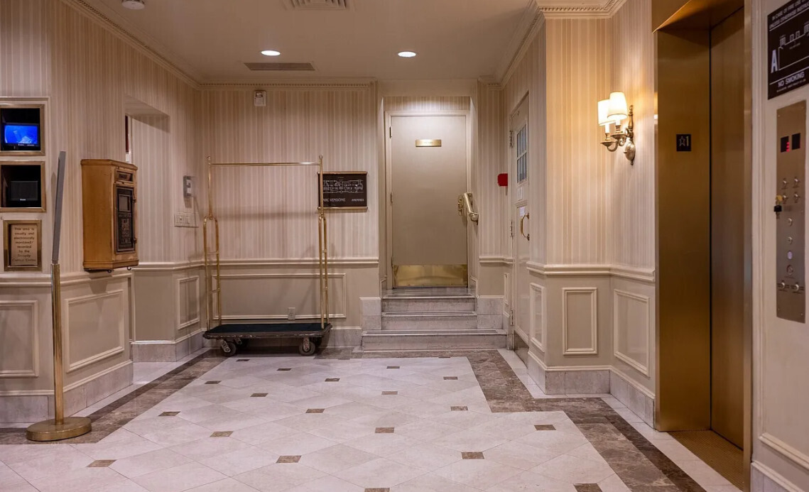 340 W 57th Street 8B