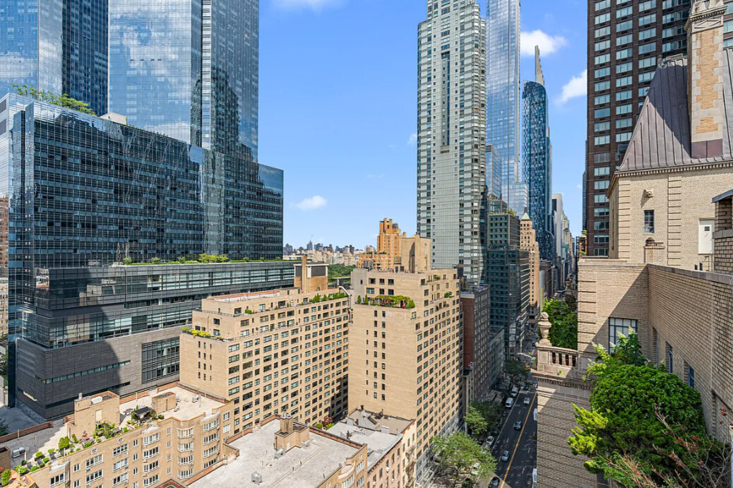 340 W 57th Street 8B