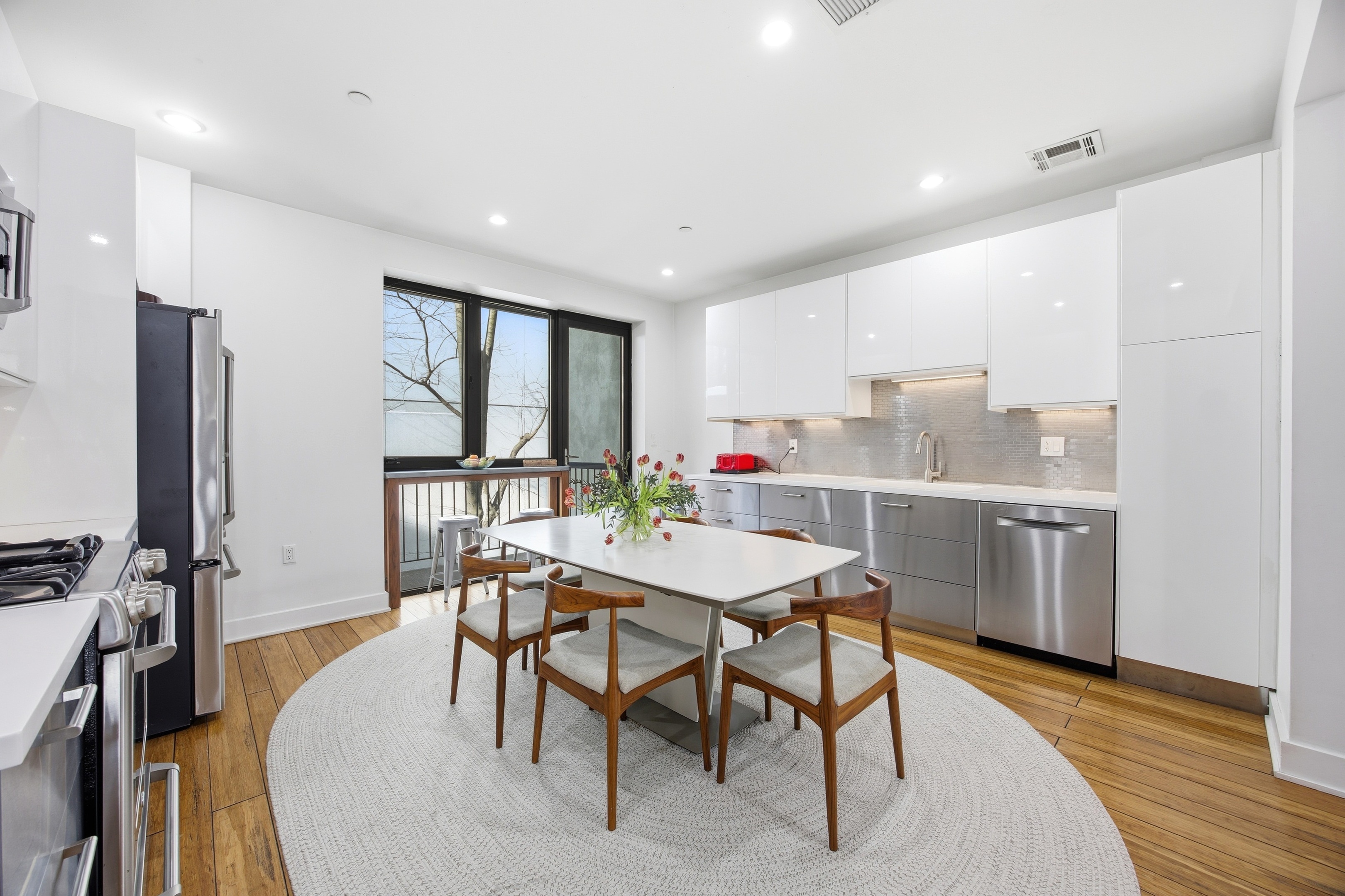 2022 Madison Avenue 2022