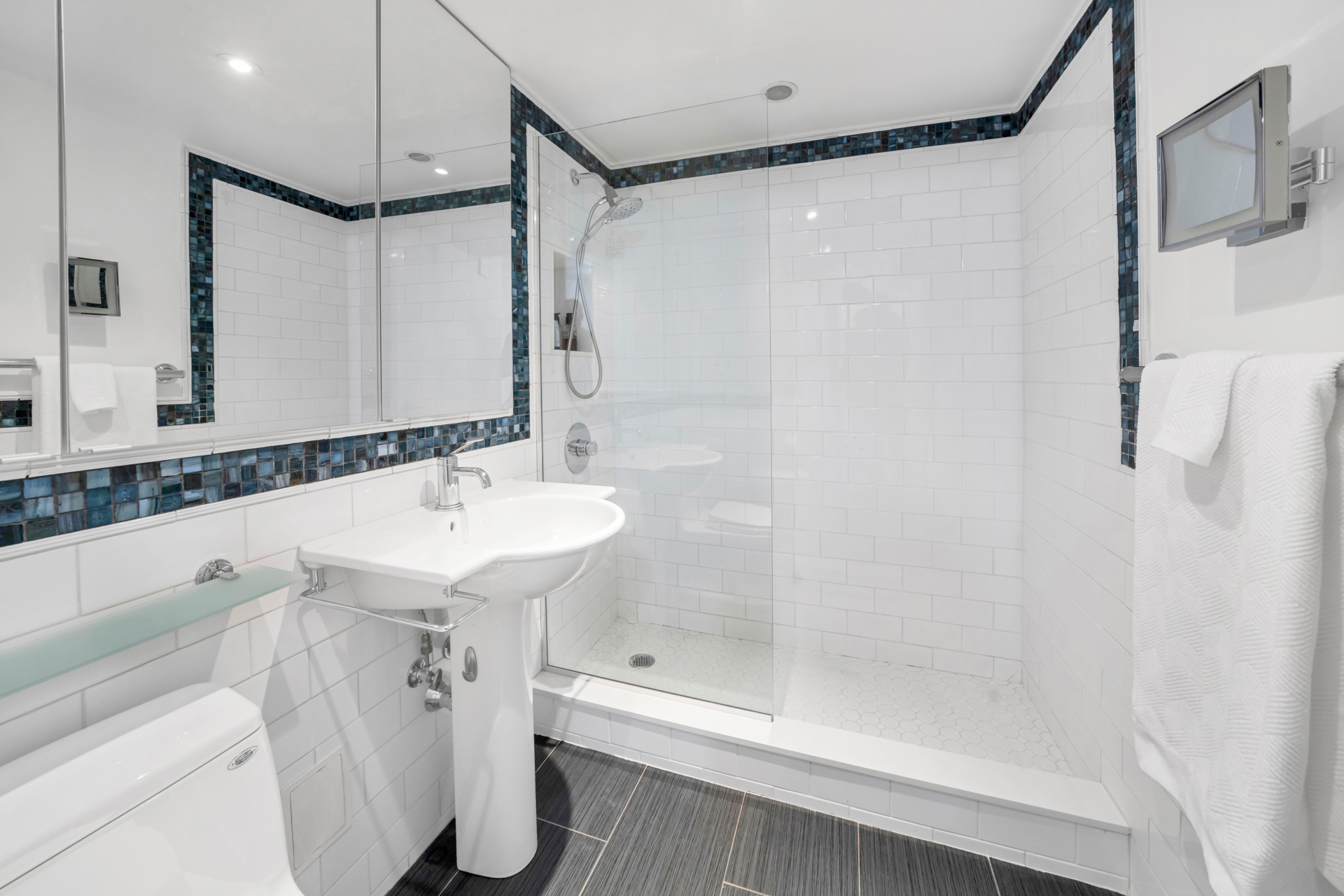 130 E 63RD Street 12B