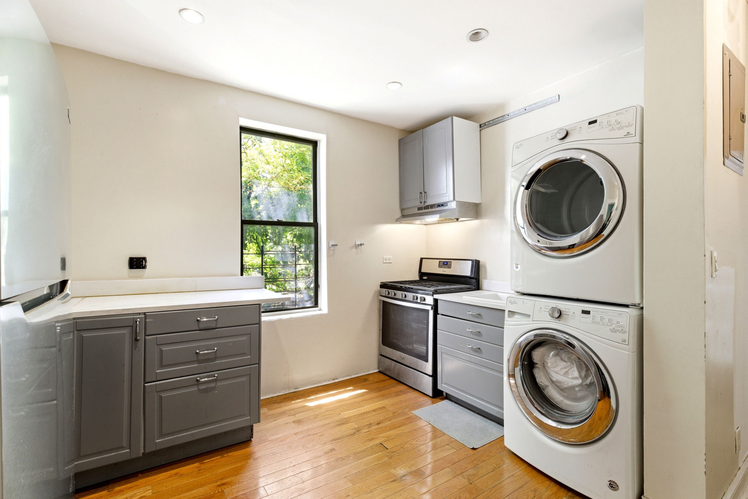 501 W 156th Street 25