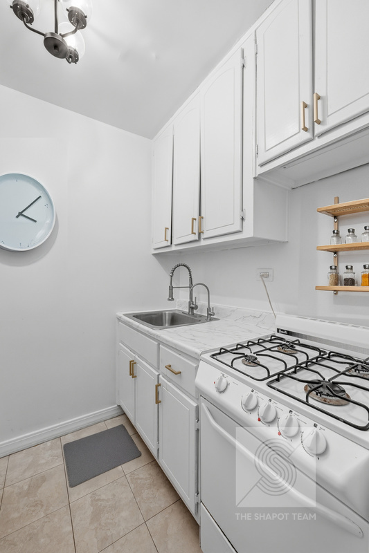 401 E 65th Street 6I