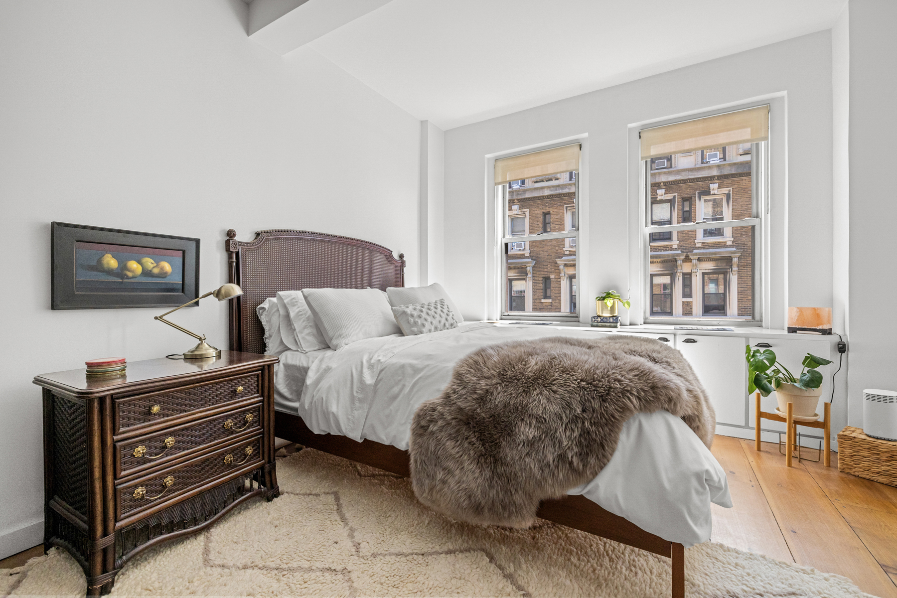 310 Riverside Drive 1110