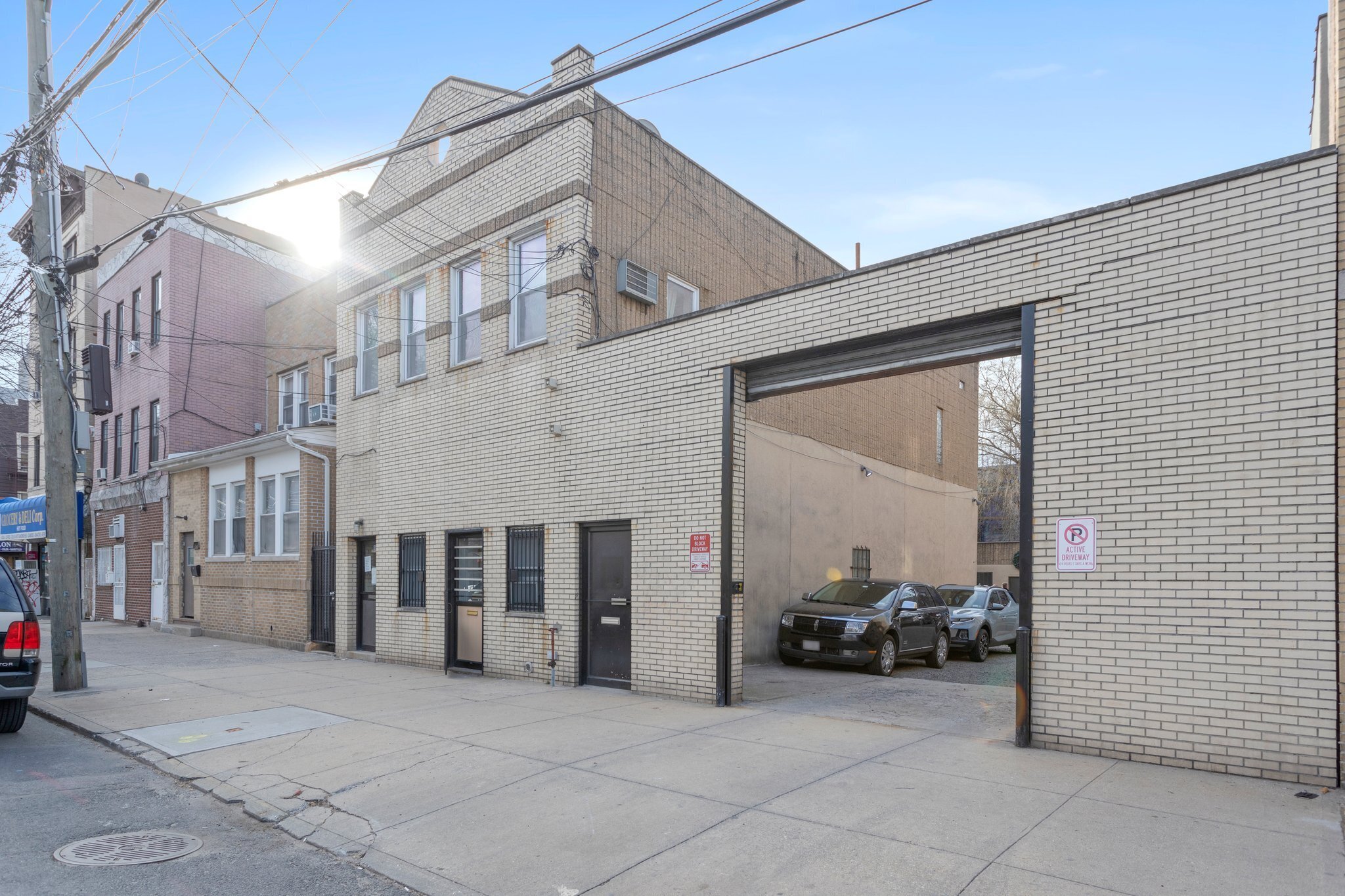 31-30 14th Street