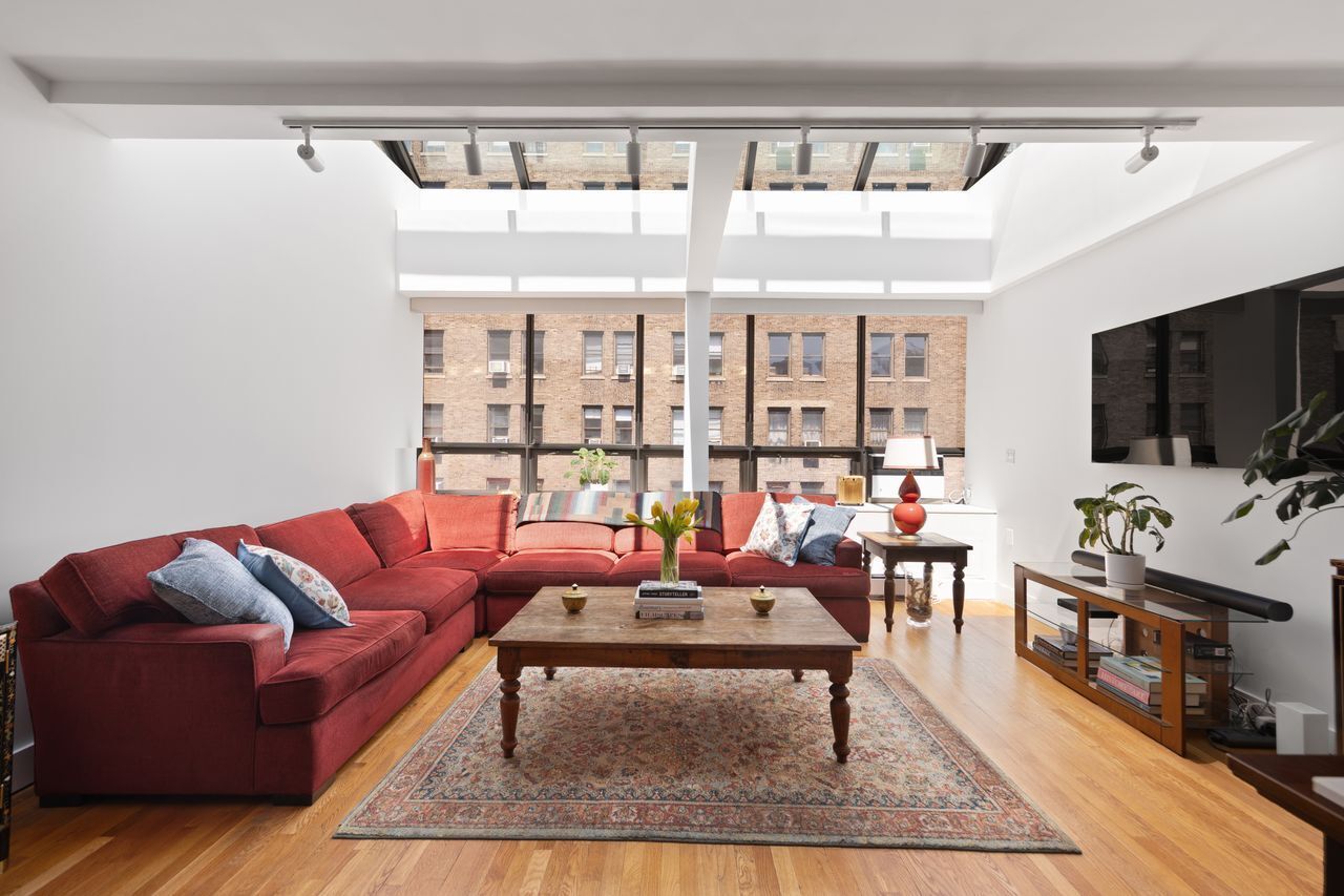 250 W 88th Street 802