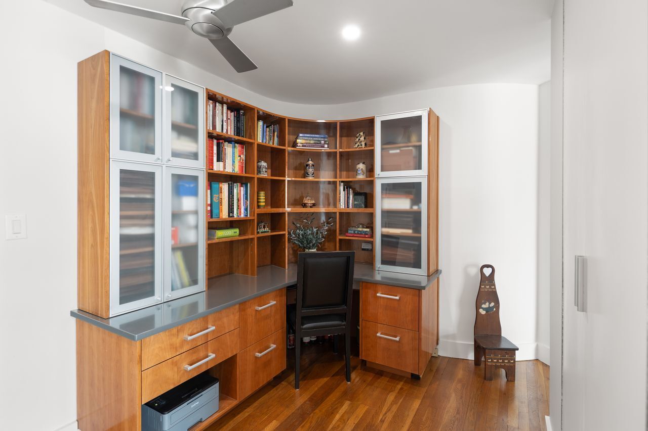 250 W 88th Street 802