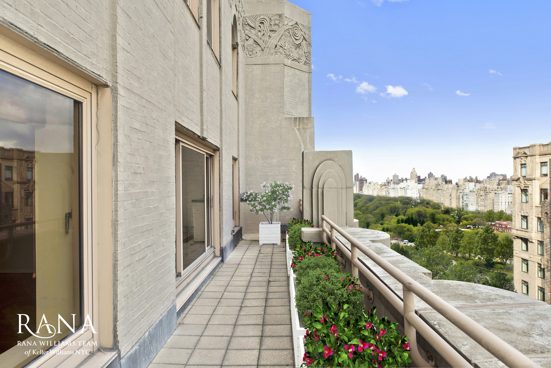 106 Central Park S 22G