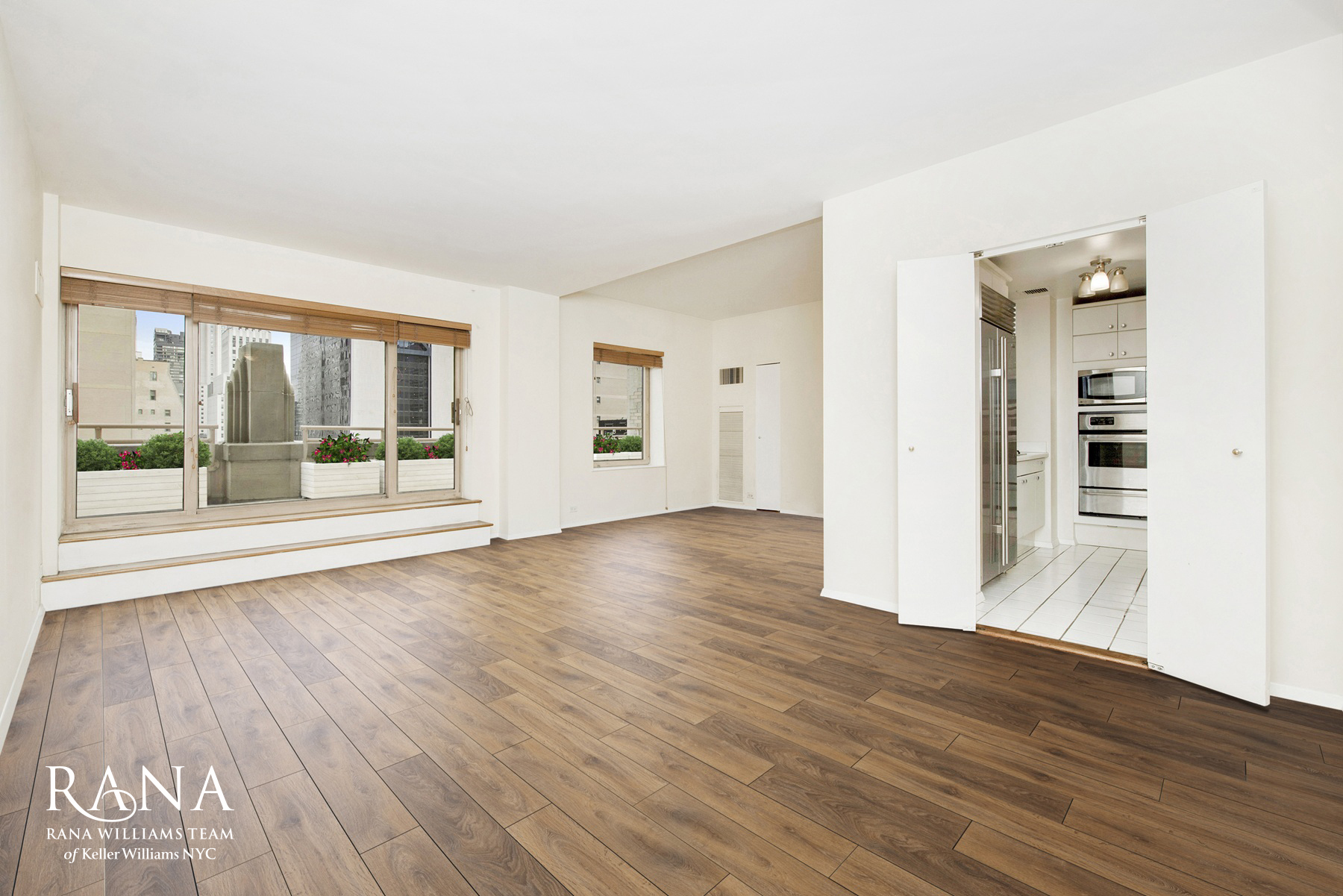 106 Central Park S 22G