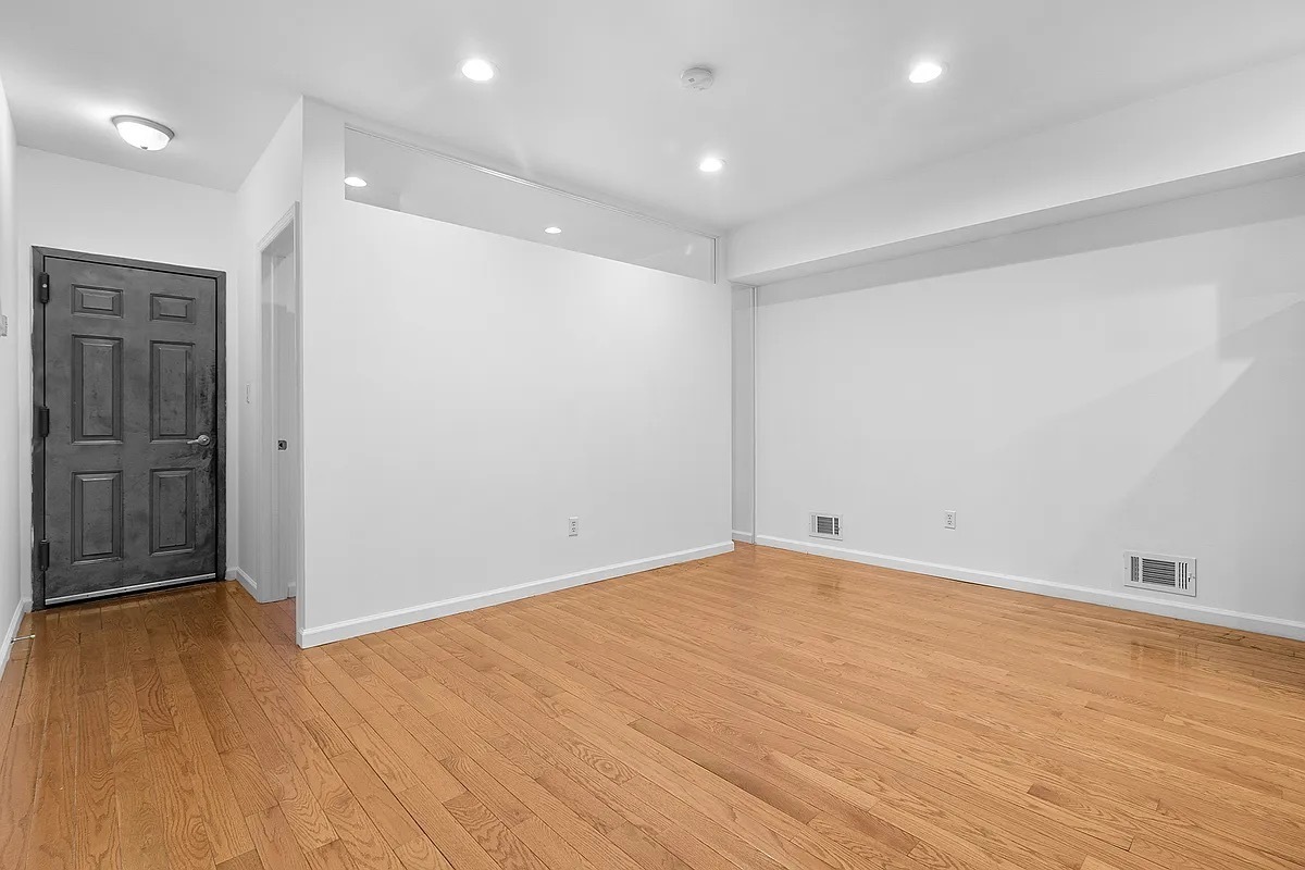 315 22nd Street 1