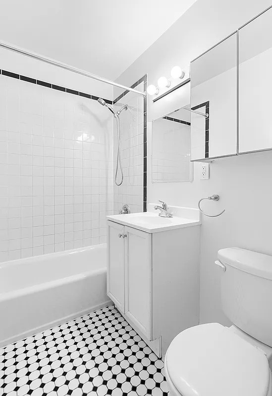 315 22nd Street 1