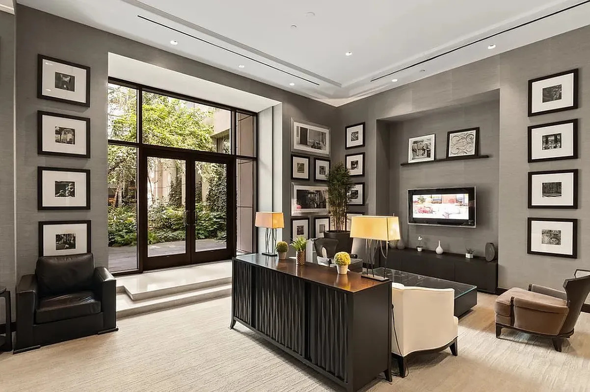 80 Riverside Boulevard 4X