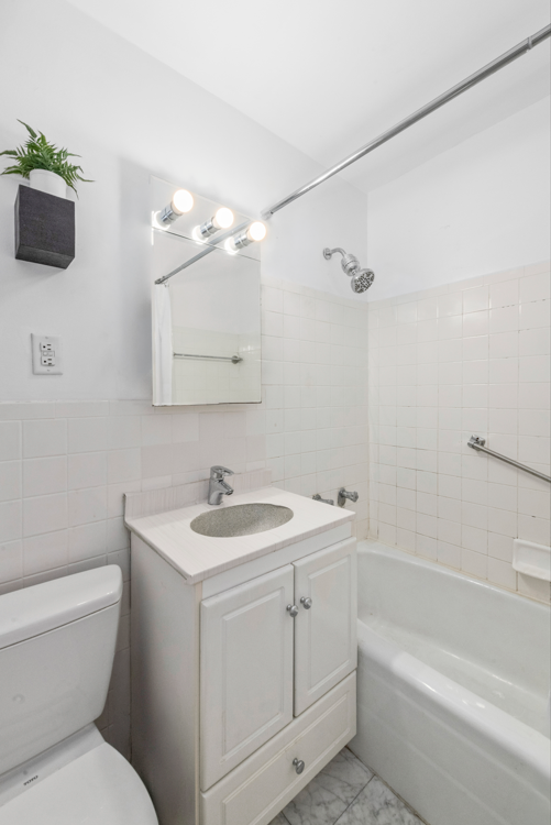 205 W End Avenue 16F