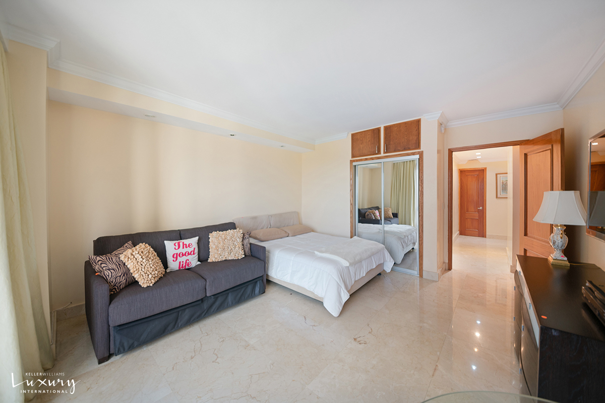 721 Fifth Avenue 36DE