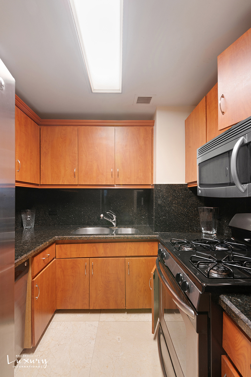 721 Fifth Avenue 36DE