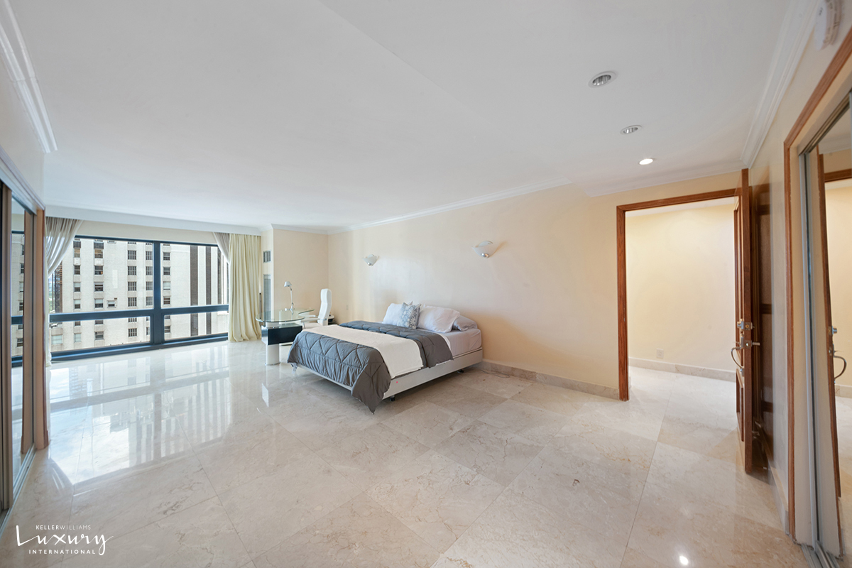 721 Fifth Avenue 36DE