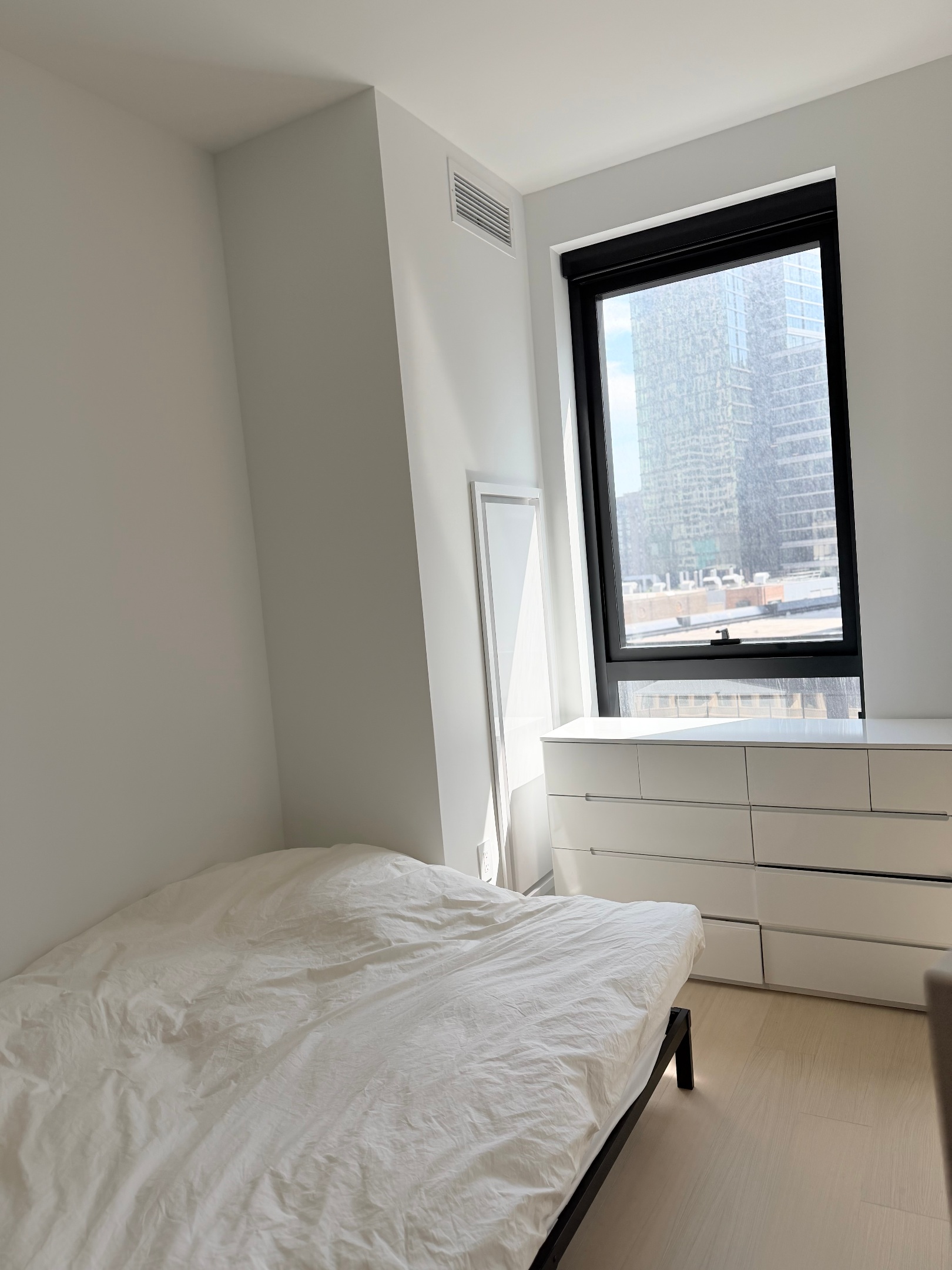 569 Fulton Street 8C