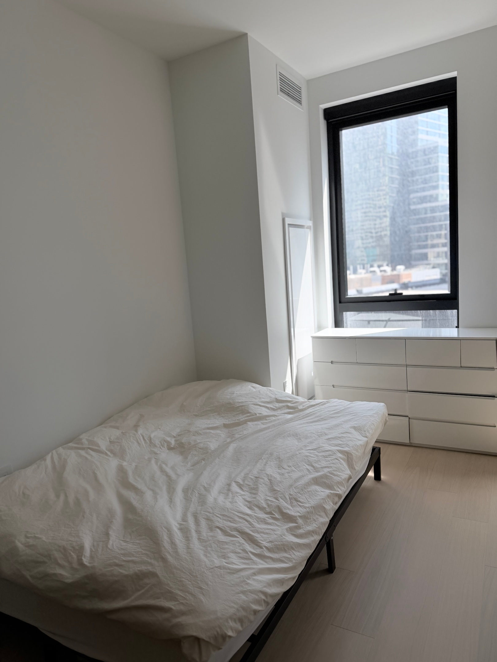 569 Fulton Street 8C
